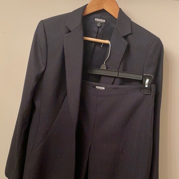 Vintage Epic NY pantsuit 6P pinstriped Y2K - Picture 1 of 9
